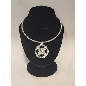 Vintage Avon Celtic Knot‎ Choker Pendant Necklace Silver Plate Twisted Rope
